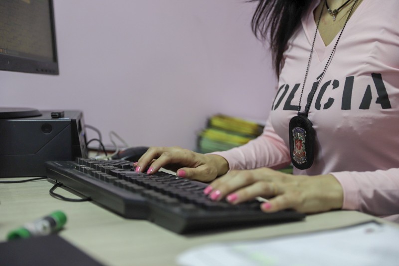 Plataformas SOS Mulher e DDM Online apoiam mulheres vítimas de violência