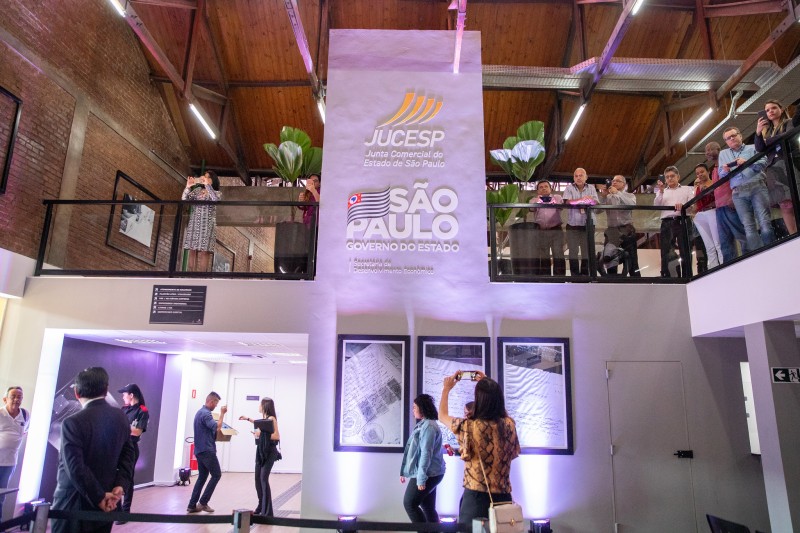 Prodesp firma parceria para digitalizar 100% do acervo da JUCESP