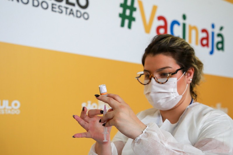 Governo de SP antecipa vacinação de COVID-19 para crianças de 5 a 8 anos de idade