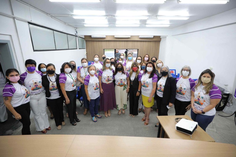 Governo do Amazonas anuncia ações para estimular participação de mulheres e meninas na ciência