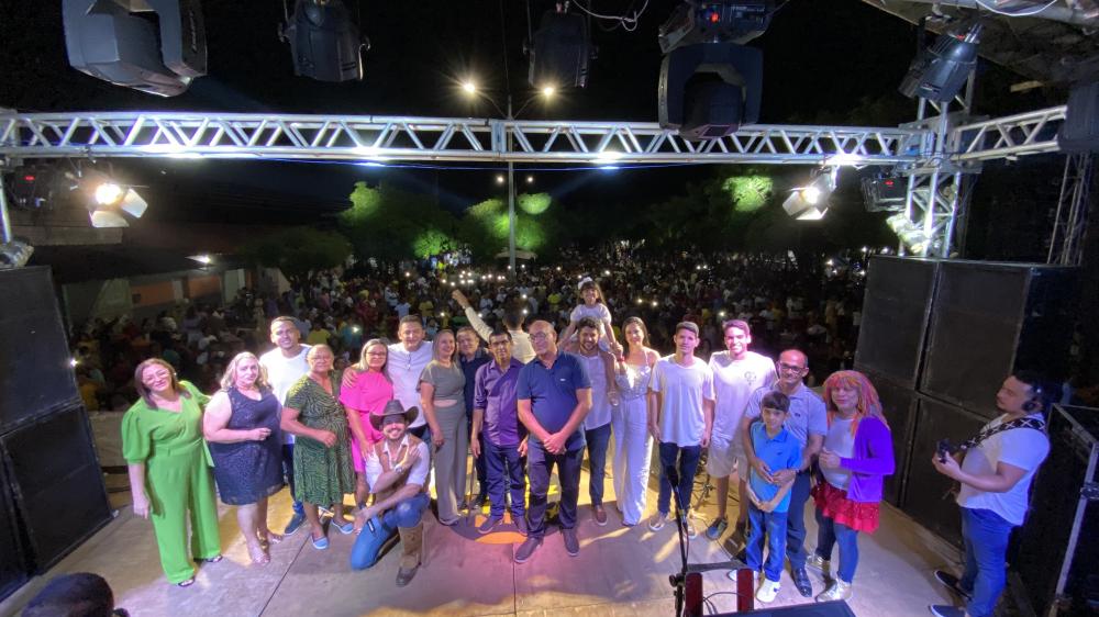 Tradicional Festa de Réveillon em Hugo Napoleão vai até o amanhecer