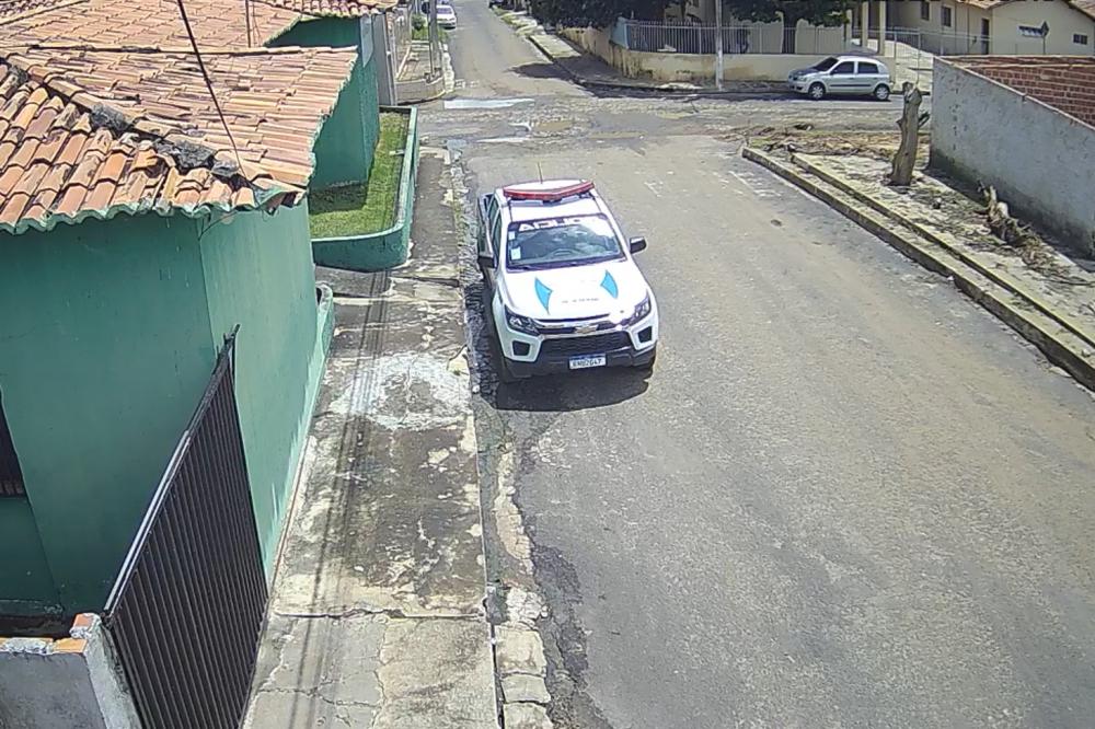Mulher é presa após roubar residência de um idoso em São Pedro do Piauí