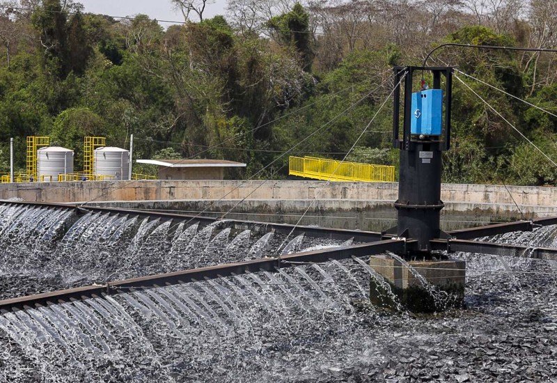 Robô ajuda a detectar contaminantes na água após tratamento de esgoto
