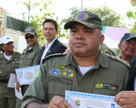 Ex-comandante do Batalhão de Água Branca é baleado no rosto durante tentativa de assalto em THE