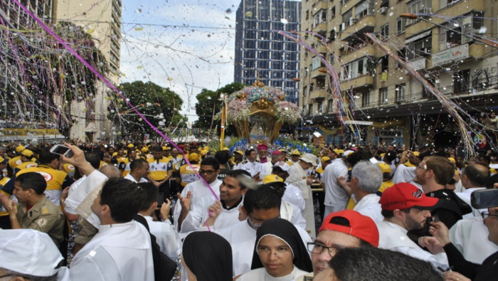 Mês de outubro é marcado pelas celebrações religiosas