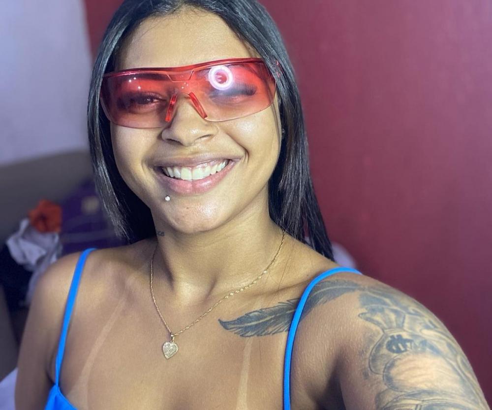 Policiais encontram droga em apartamento de blogueira assassinada em Teresina