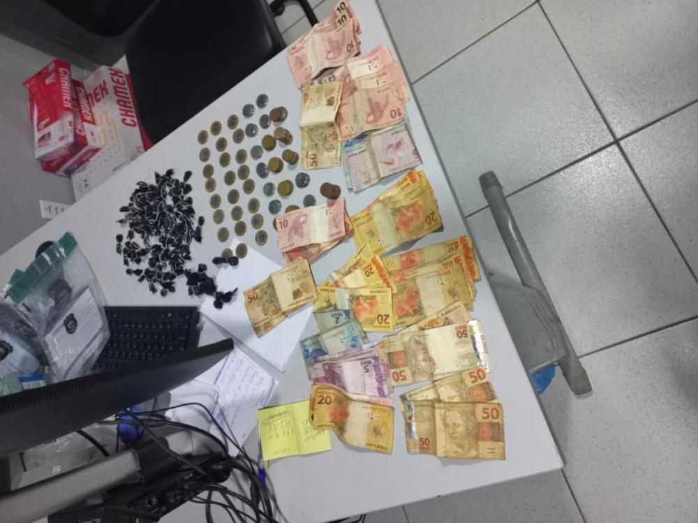 Morador de Amarante é preso pela Polícia Militar por tráfico de drogas no município de Regeneração