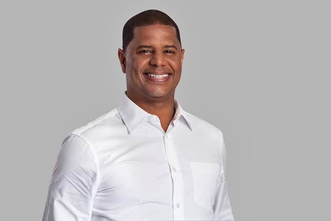Ex-jogador do Corinthians Marcelinho Carioca é procurado pela polícia após ser sequestrado em São Paulo
