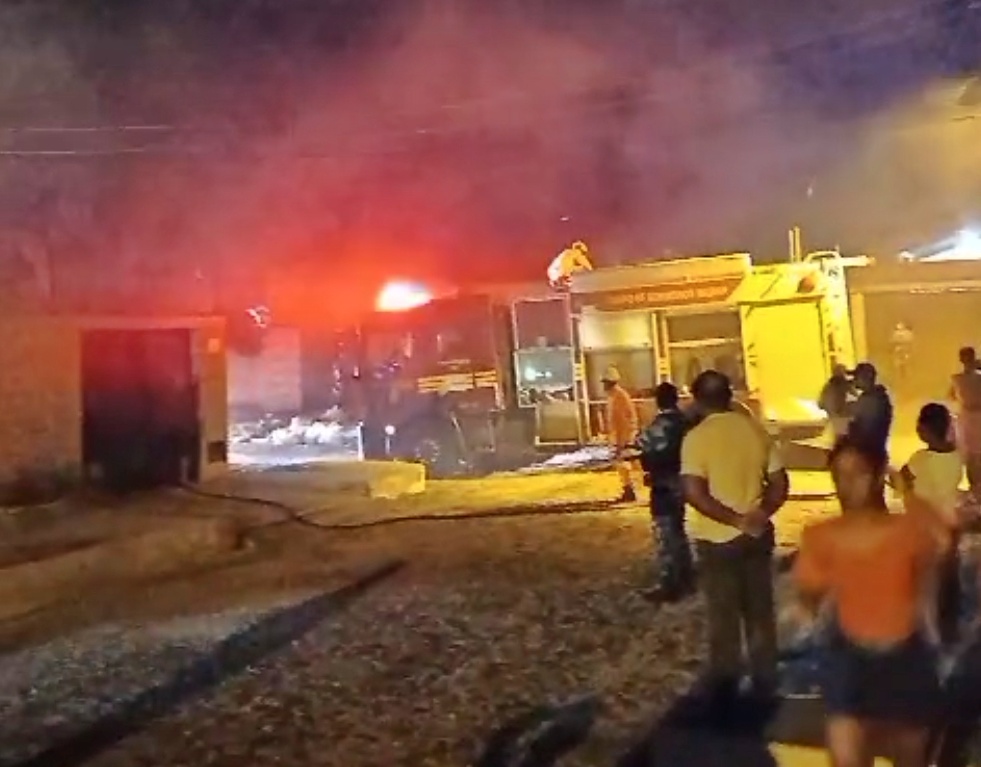 Mulher é encontrada morta após colocar fogo em casa e afogar as próprias filhas no Norte do Piauí