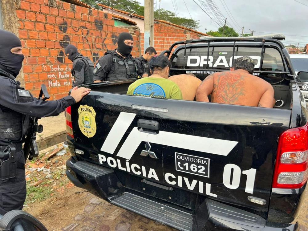 DRACO deflagra 1ª operação do ano e prende membros de 