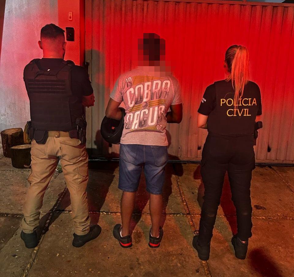 Policiais prendem 13 pessoas por receptação durante blitzen em Teresina