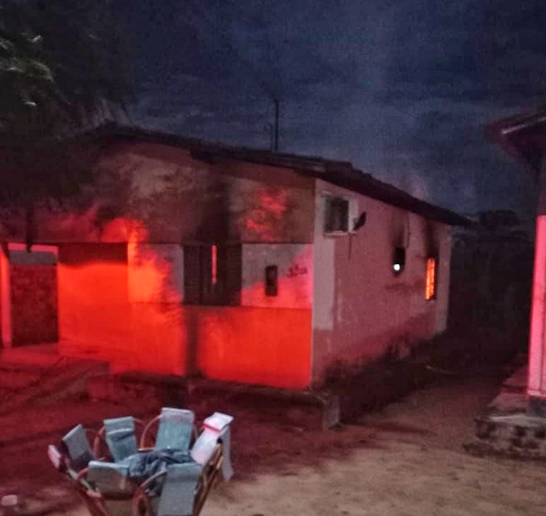 Homem faz cobrança de dívida de droga e quase é morto a golpes de foice em Regeneração