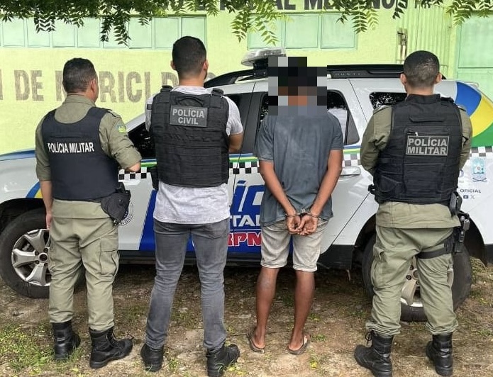 Homem é preso acusado de estuprar criança autista e irmão em Murici dos Portelas