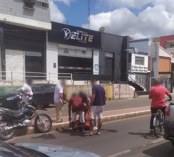 Motociclista perde controle ao desviar de animal e morre após queda em Picos