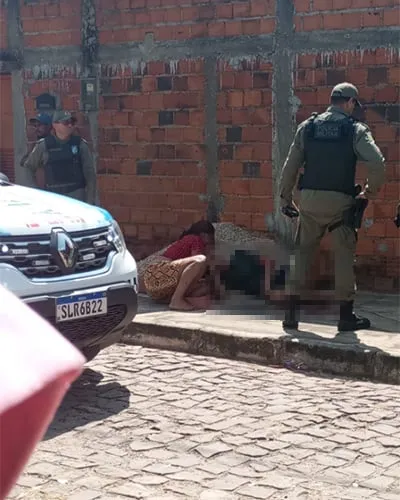 Suspeito de roubo é baleado após tentar atirar contra PMs no norte do estado