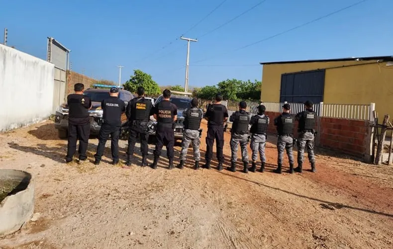 Operação bloqueia R$ 5 milhões de suspeitos de tráfico e lavagem de dinheiro entre PI e AM