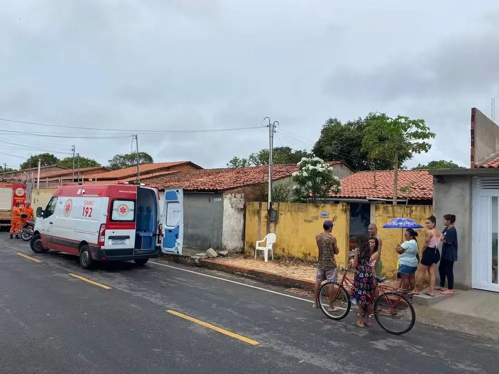 Mulher morre após parede cair em cima dela enquanto limpava o quintal de casa no Piauí