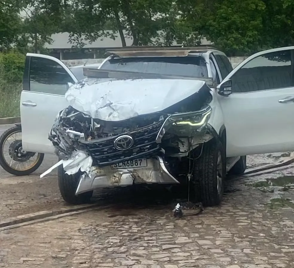 Vereador tem casa invadida e é feito refém com a família durante assalto em Teresina