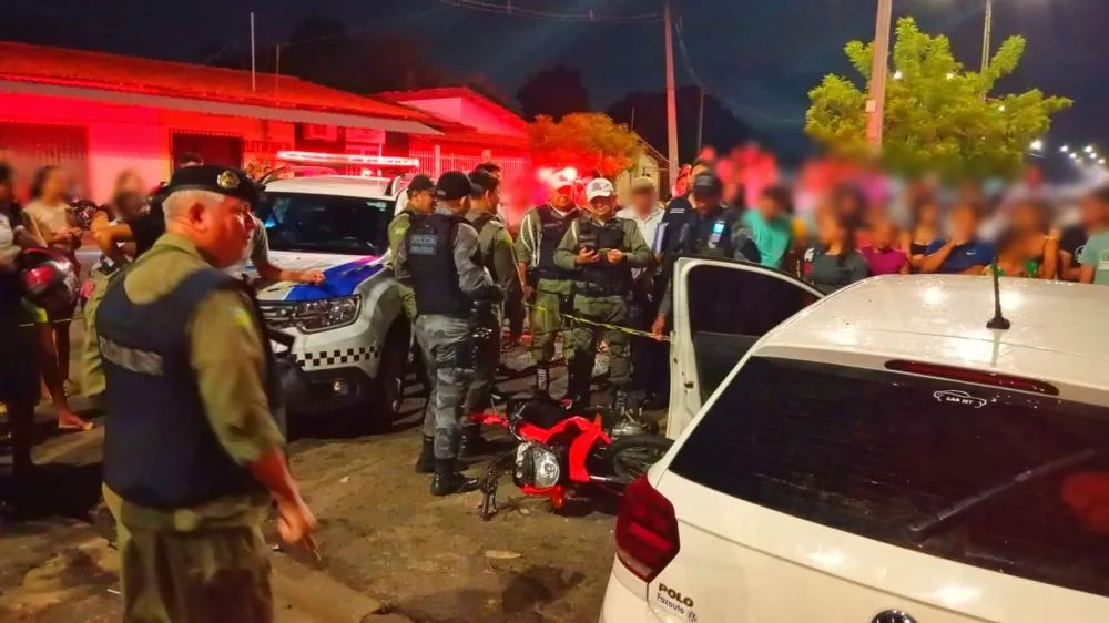 Mulher dirigindo carro em alta velocidade atropela grávida, criança e mais duas pessoas em Teresina