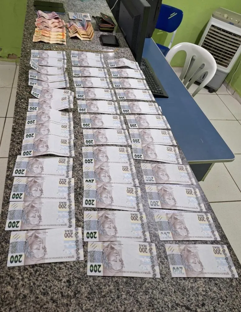 Polícia Militar prende trio suspeito de repassar cédulas falsas no interior do Piauí
