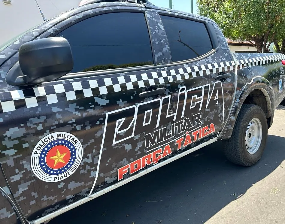 Criminosos tomam colar de ouro de empresário durante assalto no centro de Água Branca