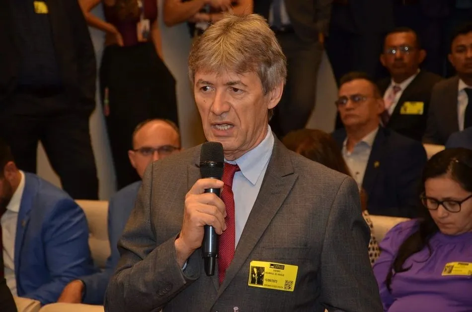 Ex-prefeito de município do Piauí é investigado por suspeita de pagamentos indevidos à nora