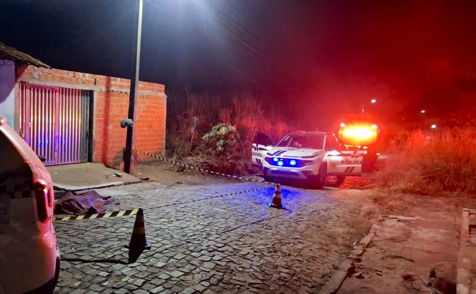 Mulher é assassinada com dois tiros na cabeça em Regeneração; dois suspeitos já foram identificados