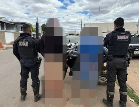 Dupla é presa suspeita de tráfico de drogas no bairro Pedrinhas, em Picos