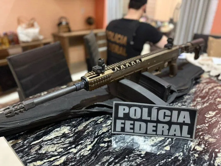 PF prende suspeito em Regeneração durante operação contra garimpo ilegal e exploração de trabalhadores