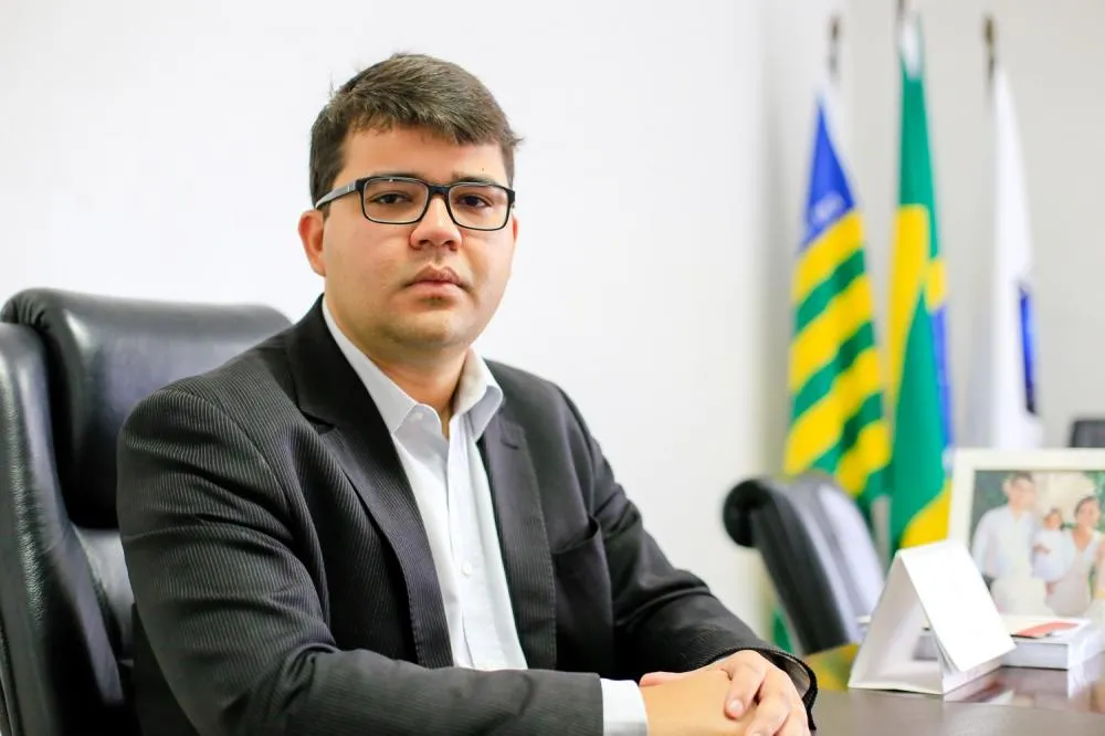 Secretário de Segurança do Piauí demite policial civil acusado de roubo em fazenda na cidade de Francisco Ayres
