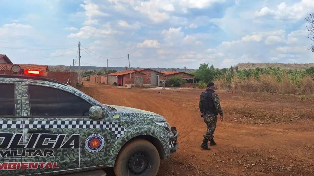 Polícia Militar Ambiental impede queimada ilegal prevista para ocorrer em Jardim do Mulato