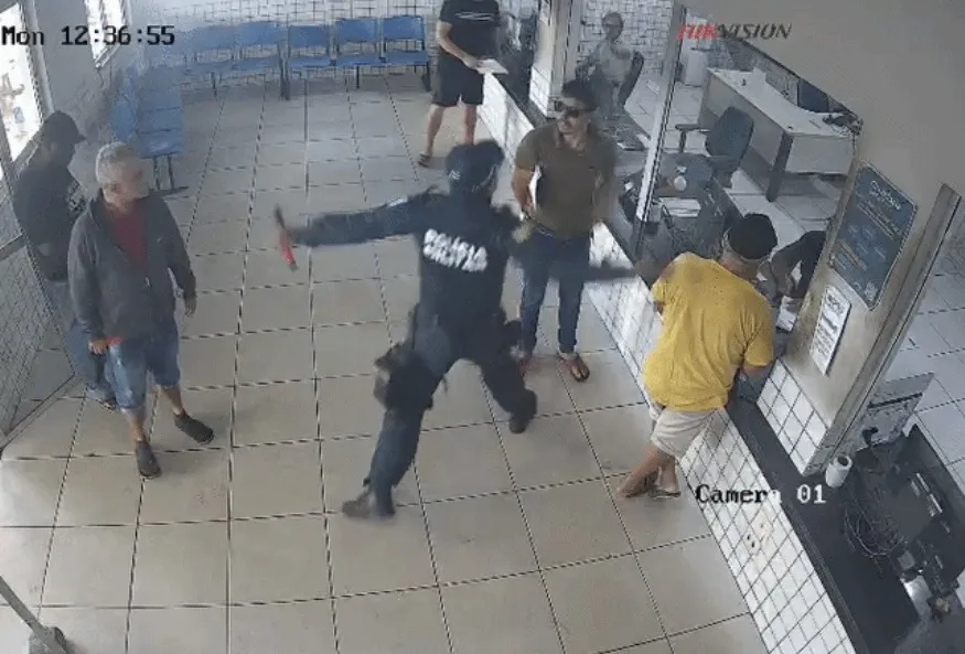 Sargento e caminhoneiro trocam socos em posto fiscal no Piauí