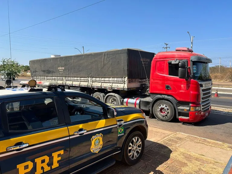 Prazo de licenciamento vence no Piauí; PRF reforça fiscalização