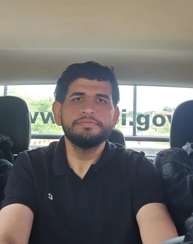 Sobrinho de prefeito de Pio IX vai preso por exploração sexual; Silas está foragido