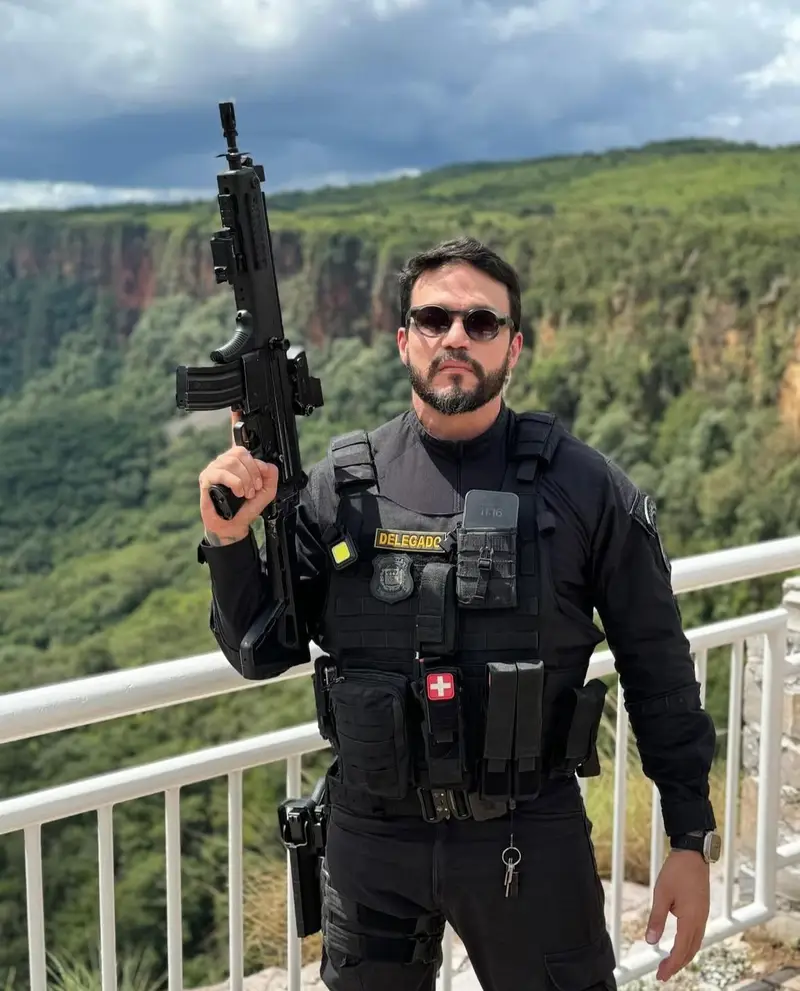 Delegado Eduardo Aquino fica ferido em acidente na zona Leste de Teresina