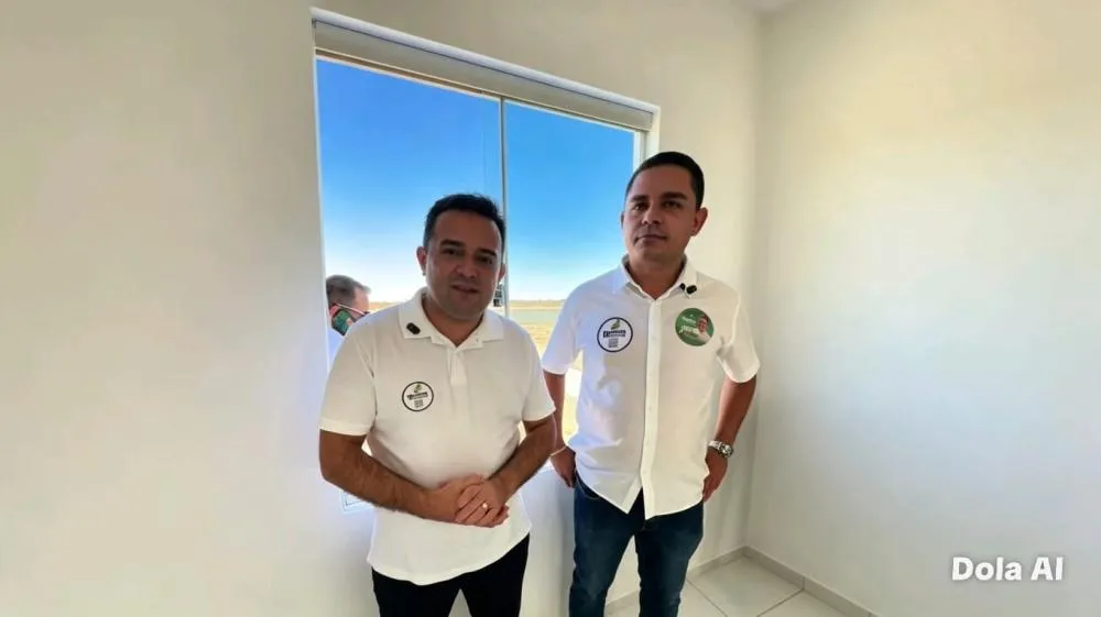 Toninho de Caridade chega a Jaicós ao lado do prefeito Weslly