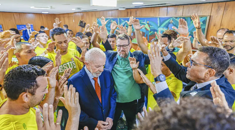 Lula envia carta a evangélicos em busca de aproximação; Grupo divulga texto