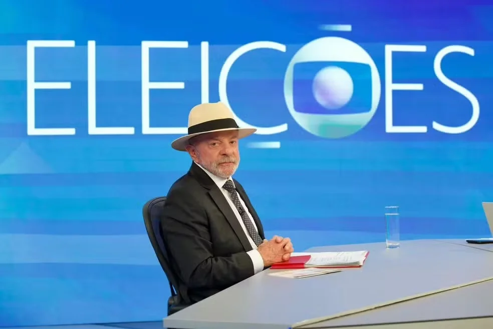 Lula concede entrevista à TV Globo nesta quinta-feira (15) em meio à disputa pelo segundo turno